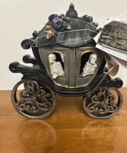 Christian Siriano Halloween Skeletons in Carriage Light & Sound Tabletop Decoration Spooky Gothic Resin Figurine with Lights & Audio - Image 2